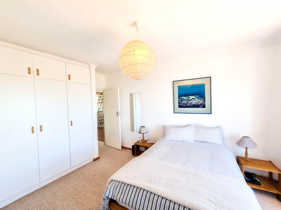 4 Bedroom Property for Sale in Sandbaai Western Cape